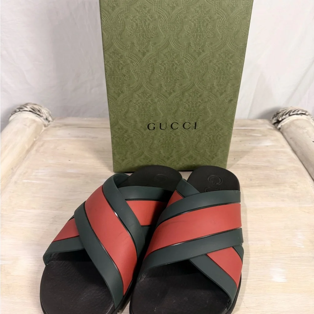 Gucci Red and Green Men's Sandals - Picture 14 of 16
